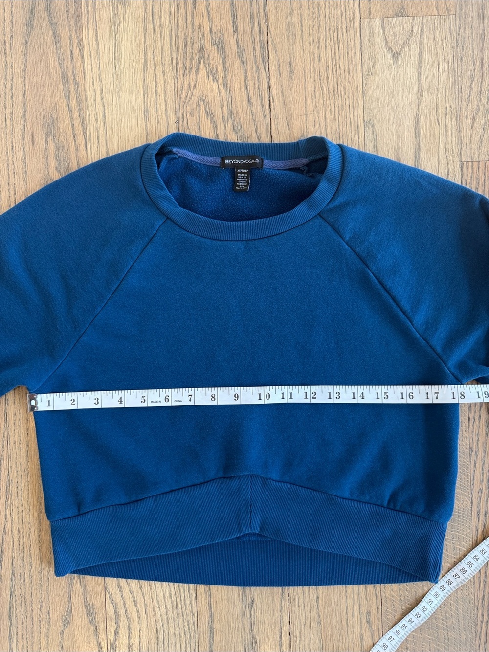 Beyond Yoga Uplift Teal Cropped Long-Sleeve Pullover Top Size X-Small - Picture 8 of 12